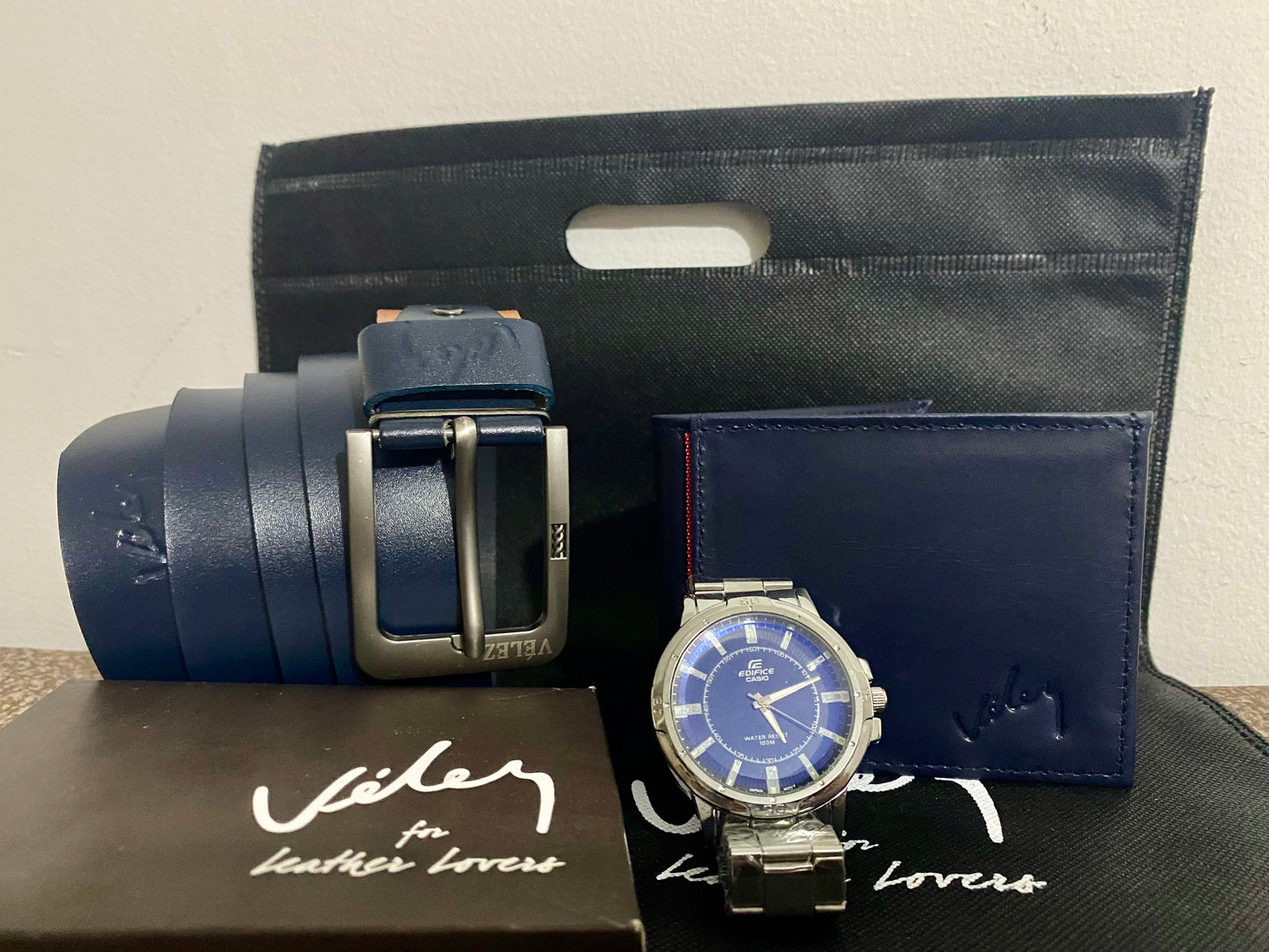 Trío Vélez: Reloj + Correa + Billetera + Tula